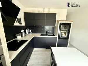 Prodej bytu 3+1, Sokolov, Spartakiádní, 69 m2
