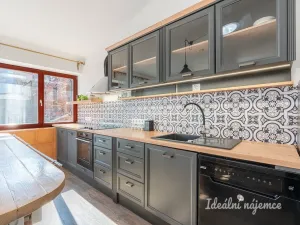 Pronájem bytu 3+1, Brandýsek - Olšany, Olšanská I, 100 m2