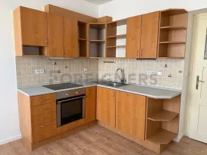 Pronájem bytu 2+1, Hradec Králové, Habrmanova, 59 m2