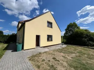 Pronájem bytu 1+kk, Hosín, 25 m2