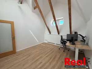 Pronájem kanceláře, Brno - Ponava, Štefánikova, 13 m2