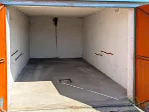 Prodej garáže, Hradec Králové, Čajkovského, 16 m2