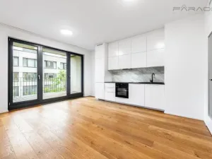 Pronájem bytu 2+kk, Praha - Smíchov, Grafická, 66 m2