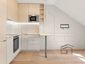 Pronájem bytu 2+kk, Praha - Nusle, U křížku, 36 m2