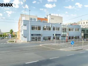 Pronájem kanceláře, Praha - Vysočany, Kolbenova, 2800 m2
