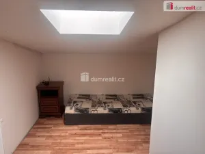 Pronájem atypického bytu, Praha - Běchovice, Podnikatelská I, 11 m2