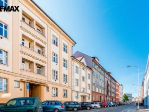 Pronájem bytu 2+kk, Hradec Králové, Škroupova, 56 m2