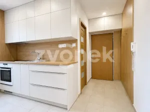 Pronájem bytu 2+1, Zlín, Družstevní, 48 m2