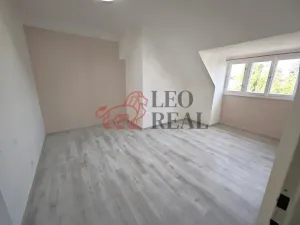 Pronájem kanceláře, Praha - Záběhlice, Jižní III, 17 m2