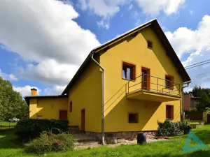 Prodej rodinného domu, Pecka - Bělá u Pecky, 250 m2