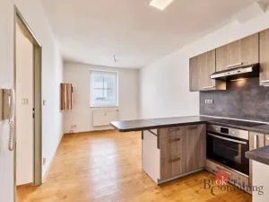 Pronájem bytu 2+kk, Úpice, Národní, 46 m2