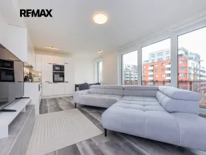 Prodej bytu 3+kk, Praha - Dolní Měcholupy, Kardausova, 84 m2