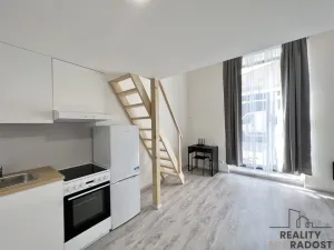 Pronájem bytu 1+kk, Brno, Hybešova, 22 m2