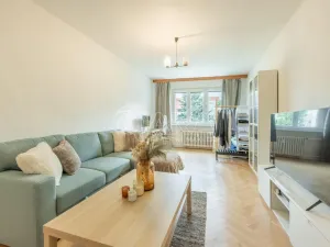 Prodej bytu 2+1, Praha - Malešice, Tuchorazská, 55 m2