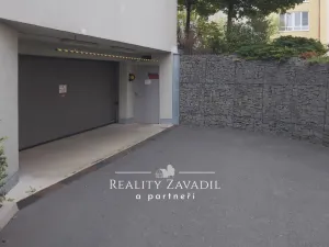 Prodej garáže, Praha - Kyje, Pelušková, 13 m2