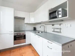 Pronájem bytu 2+1, Praha - Břevnov, Čílova, 45 m2