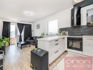 Prodej bytu 3+kk, Praha - Kyje, Sicherova, 78 m2
