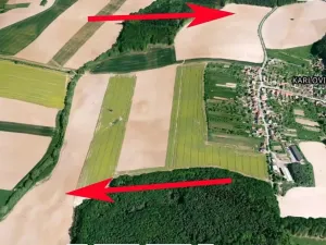 Prodej pole, Karlovice, 13069 m2