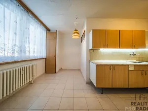Prodej bytu 2+1, Hodonín, nám. Osvobození, 64 m2