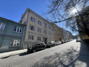 Prodej bytu 2+kk, Praha - Břevnov, Za Strahovem, 51 m2