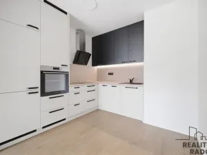 Pronájem bytu 2+kk, Hradec Králové, Na Střezině, 62 m2