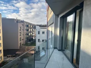 Pronájem bytu 2+kk, Praha - Košíře, Starokošířská, 55 m2