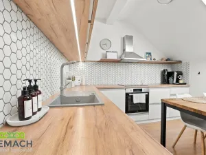 Prodej bytu 4+kk, Staré Město, Moravní nábřeží, 112 m2