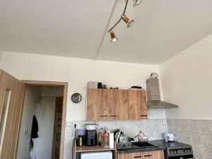 Prodej bytu 1+kk, Teplice - Řetenice, Bratislavská, 24 m2