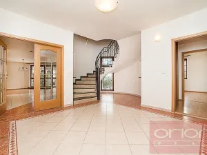 Pronájem rodinného domu, Praha - Nebušice, Druhého odboje, 390 m2