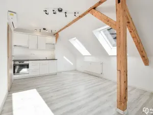 Pronájem bytu 2+kk, Olomouc, Pavelčákova, 45 m2