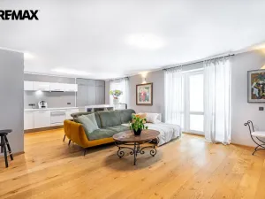 Pronájem bytu 3+kk, Karlovy Vary, Dr. Davida Bechera, 82 m2