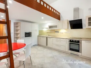Pronájem bytu 1+1, Praha - Smíchov, Radlická, 43 m2