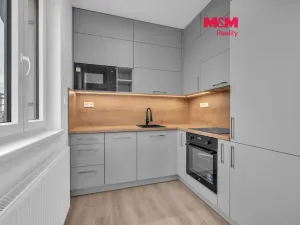 Pronájem bytu 2+kk, Pardubice - Ohrazenice, U Sportovní školy, 51 m2