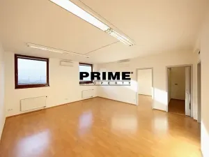 Pronájem kanceláře, Praha - Smíchov, Štefánikova, 82 m2