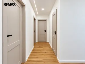 Prodej bytu 3+1, Příbram - Příbram VII, Kremnická, 61 m2