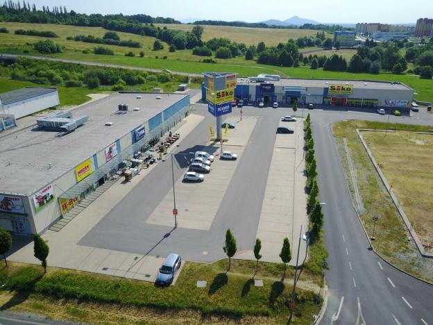 Pronájem obchodního prostoru, Česká Lípa, 152 m2