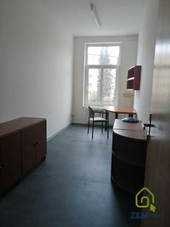 Pronájem kanceláře, Sokolov, nábřeží Petra Bezruče, 30 m2