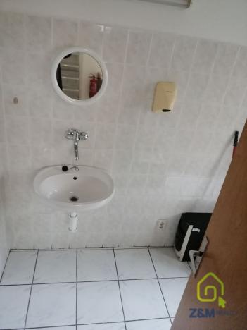 Pronájem kanceláře, Sokolov, nábřeží Petra Bezruče, 30 m2