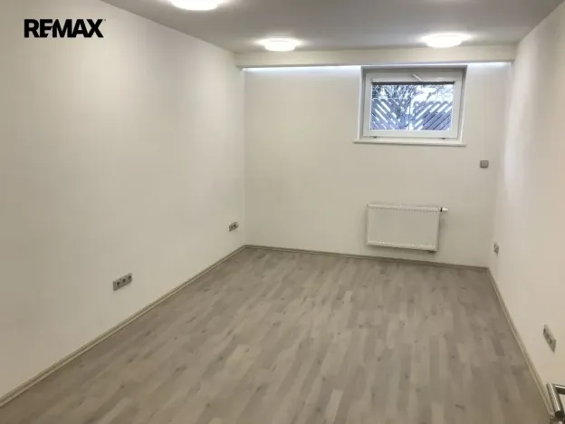 Prodej kanceláře, Pelhřimov, Pražská, 72 m2