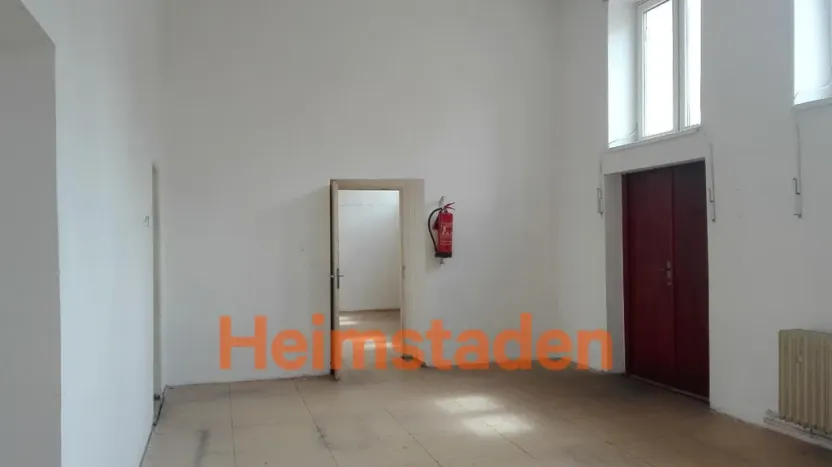 Pronájem kanceláře, Karviná - Nové Město, nám. Budovatelů, 126 m2