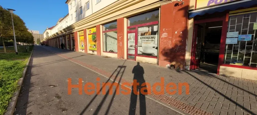 Pronájem kanceláře, Karviná - Nové Město, nám. Budovatelů, 79 m2