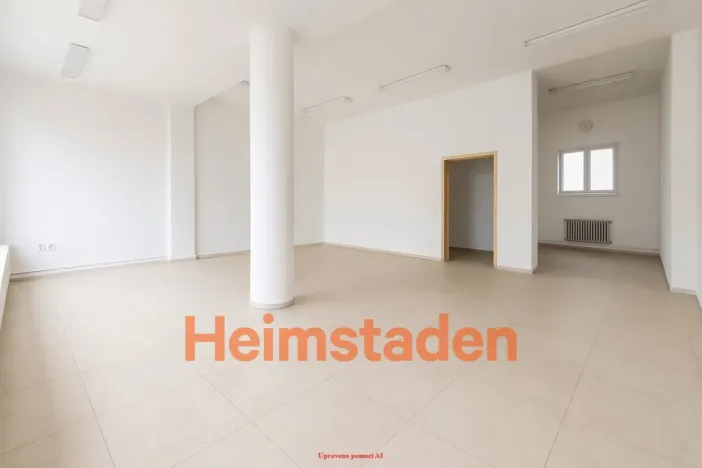 Pronájem obchodního prostoru, Karviná - Nové Město, nám. Budovatelů, 79 m2