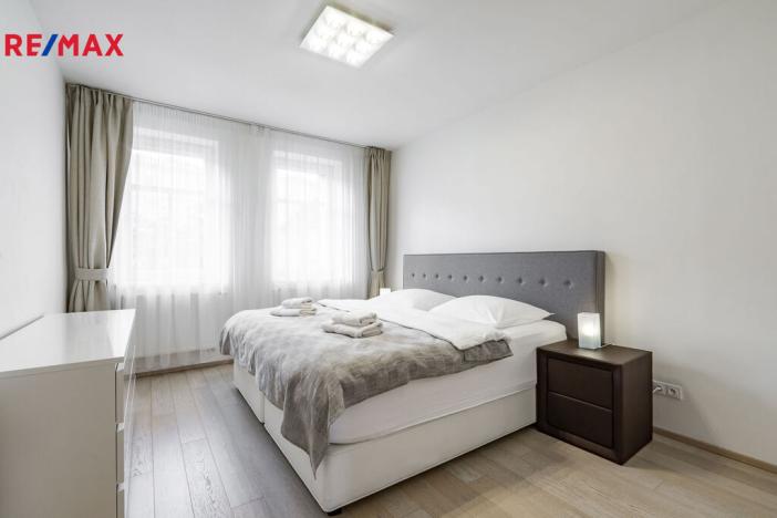 Prodej činžovního domu, Karlovy Vary, Bulharská, 635 m2