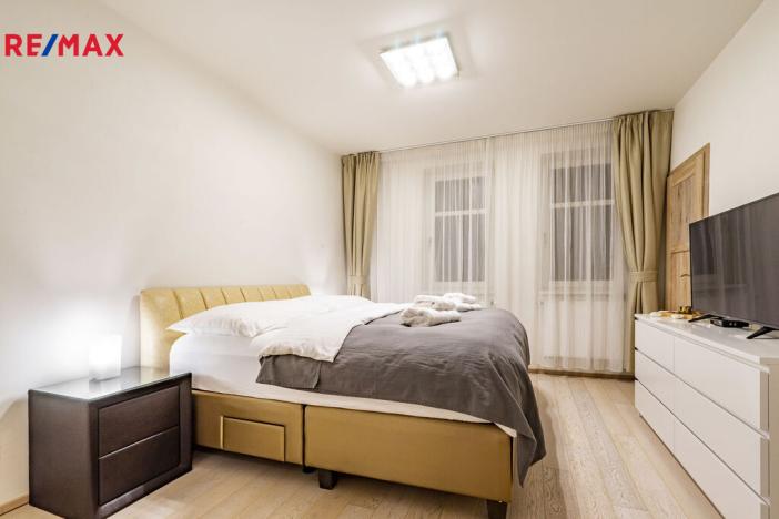 Prodej činžovního domu, Karlovy Vary, Bulharská, 635 m2