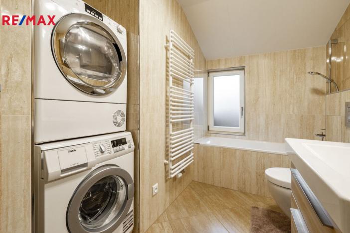 Prodej činžovního domu, Karlovy Vary, Bulharská, 635 m2