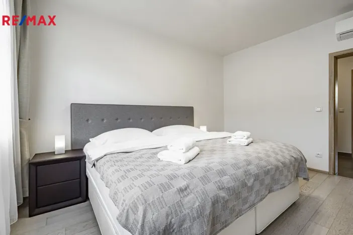 Prodej činžovního domu, Karlovy Vary, Bulharská, 635 m2