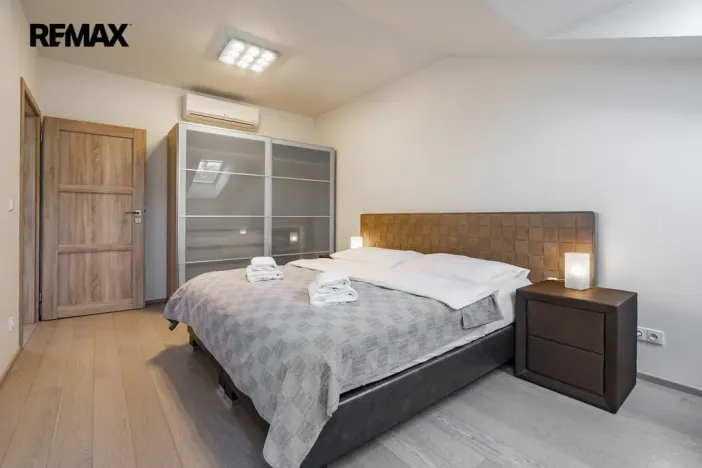 Prodej činžovního domu, Karlovy Vary, Bulharská, 635 m2