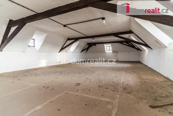 Prodej ubytování, Louňovice pod Blaníkem, 3010 m2