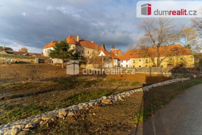 Prodej ubytování, Louňovice pod Blaníkem, 3010 m2