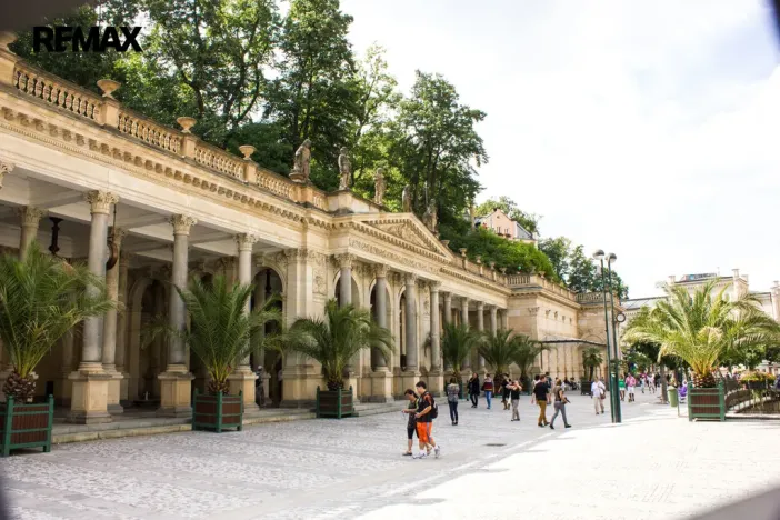 Prodej rodinného domu, Karlovy Vary, Pod Jelením skokem, 222 m2
